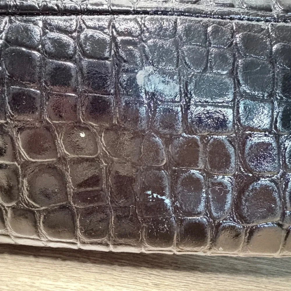 Vintage Lord & Taylor Black Genuine Leather Croc Embossed Dome Satchel Handbag
